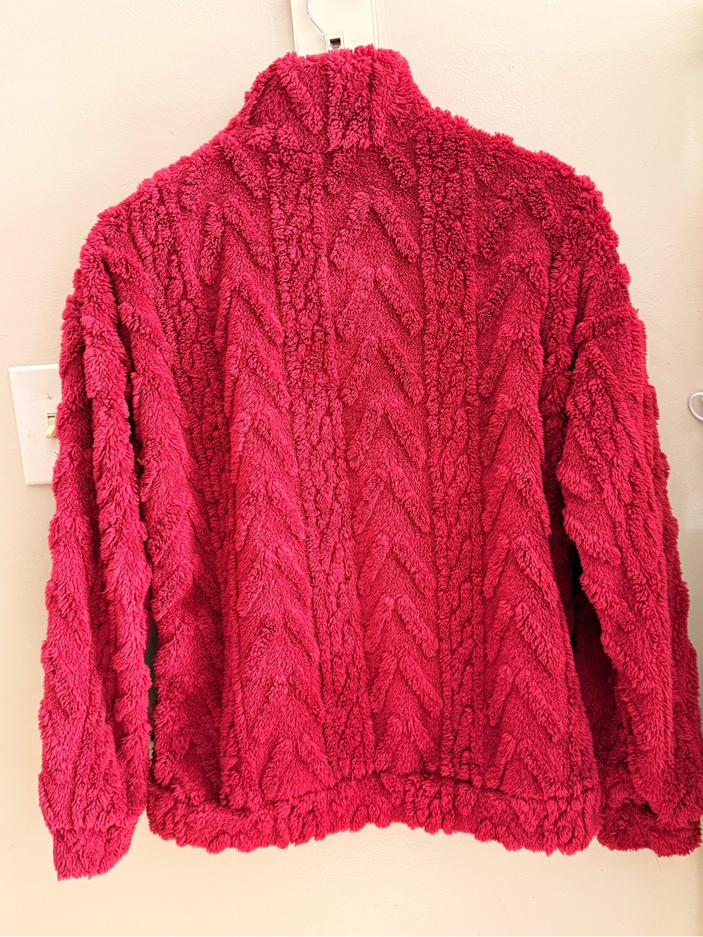 Cozy Plush Women's Sweater Jacket - Deep Fuchsia